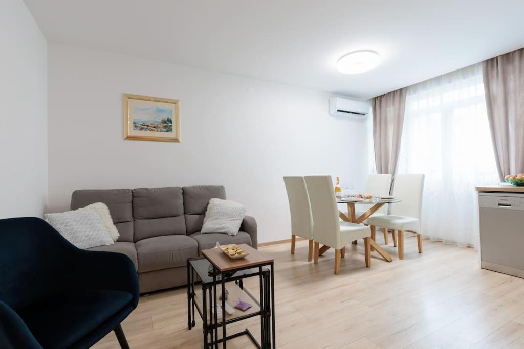 Apartment Dominicus Zadar Exterior photo
