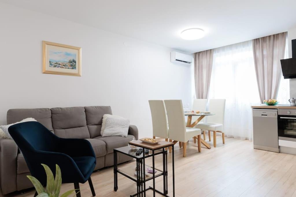 Apartment Dominicus Zadar Exterior photo